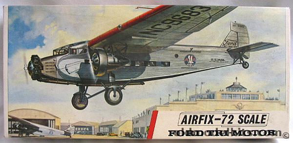 Airfix 1/72 Ford Tri-Motor American Airlines - (Trimotor) Type Three Logo, 489 plastic model kit